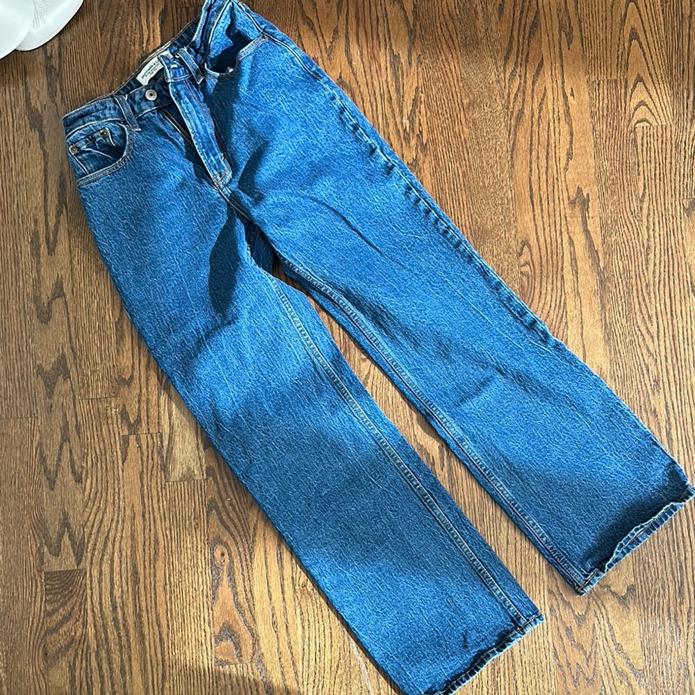 Abercrombie & Fitch high rise 90s relaxed Jean dark 24s curve love